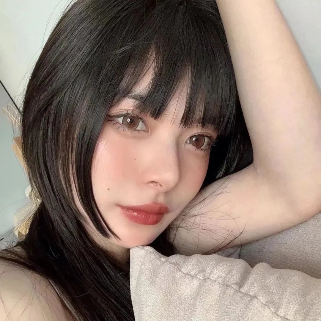 下流世界海报